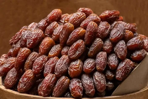 تصویر 4 از خرما مضافتی درجه یک بم با استاندارد انتخاب دقیق